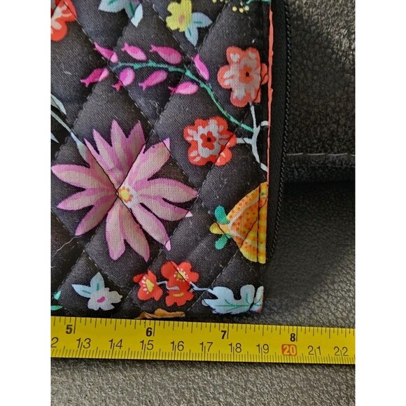 Vera Bradley RFID Turnlock Wallet Tangerine Twist New without Tags - Picture 3 of 8